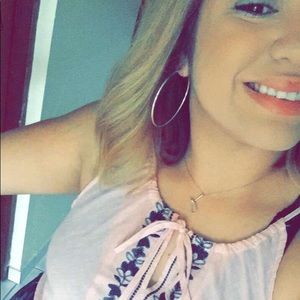 Meet your Posher, Johana